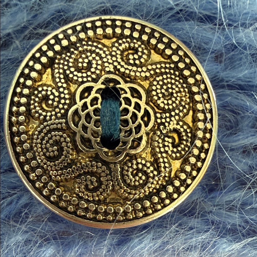 Authentic Sheep’s Wool Blue Cable Knit Oversize C… - image 3